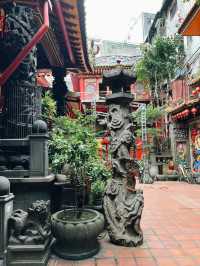 Explore Tianhou Temple taipei