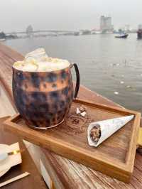 เรือสิริมหรรณพ เอเชียทีค เดอะ ริเวอร์ฟร้อนท์