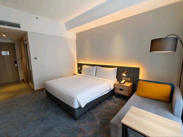 "Holiday Inn Sepang: Your Smart Stopover Near KLIA"