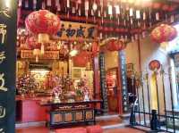 🏮 Hiang Thian Siang Ti Temple: A Backpacker’s Guide to Kuching’s Most Spiritual Hideout!