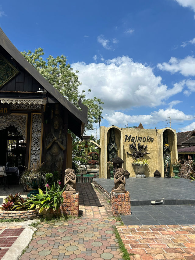 Lunch with a view in Hatyai