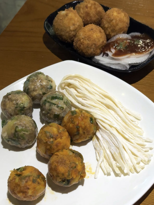 직접 키운 재료로 만든 건강한 수제만두 샤브샤브 찐맛집은 바로 여기!
