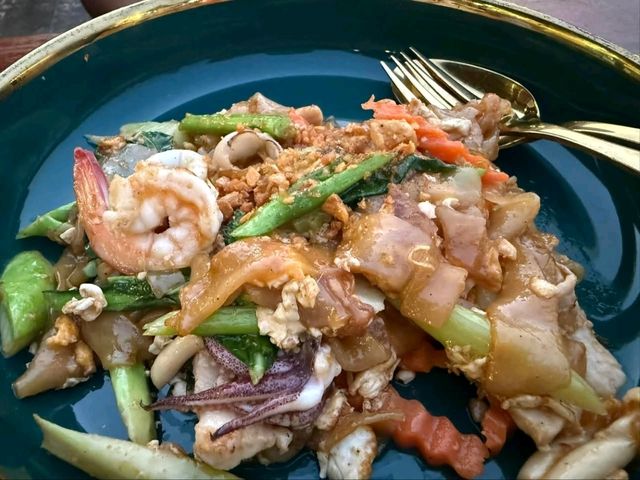 A Taste of Phatthalung: Lanna Waterside’s Scenic Charm