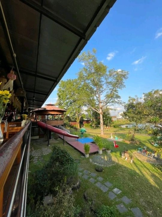 "ลำดีที่ขัวแดง"