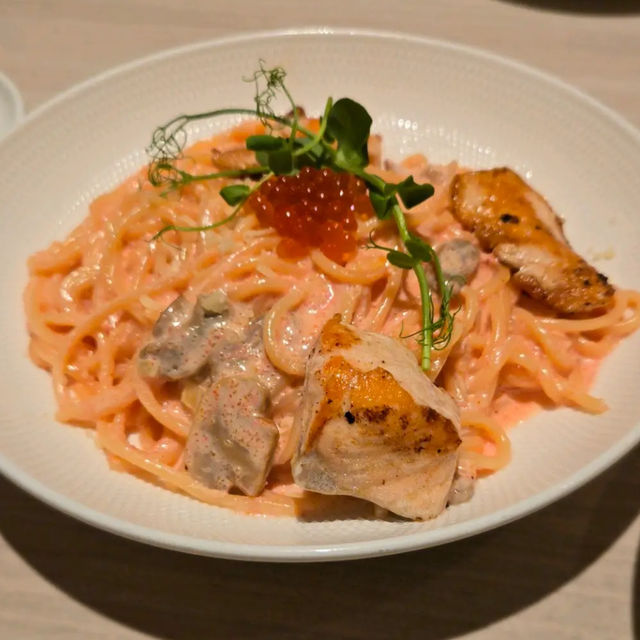 三文魚明太子忌廉意粉必食🍝