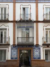 Spacious community hostel in Seville