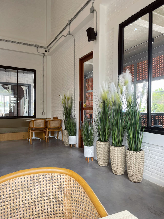  December cafe suratthani 