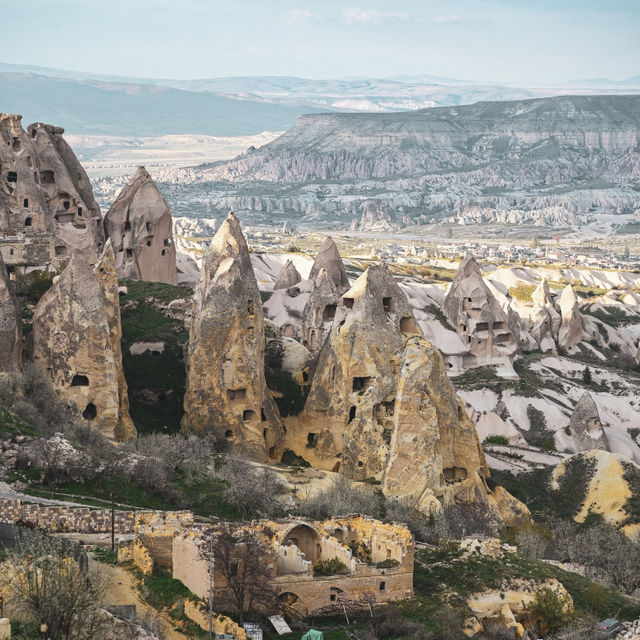 Uçhisar: The Magical Stone Castle Town! 🏰✨