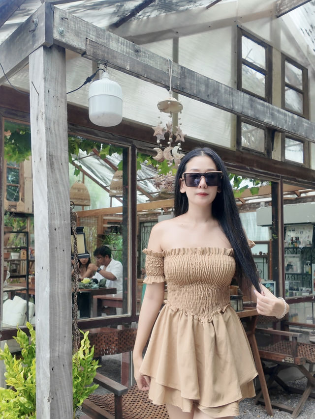 𝑷𝒓𝒂𝒏𝒃𝒆𝒓𝒓𝒚 𝑭𝒊𝒆𝒍𝒅  ฟีลสวนต่างประเทศ 🌸
