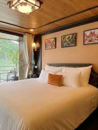 🚢🇨🇳 Sail in Style on the Yangtze! | Victoria Cruises Review 🌊✨