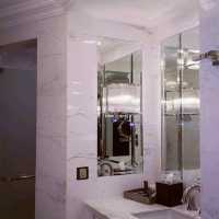 The Ritz-Carlton Hotel