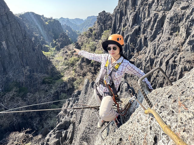 zipline ở The rock viewpoint