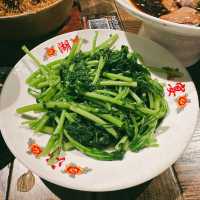 吃重慶地道江湖菜，就選這兒準沒錯 💕 楊記隆府重慶江湖菜