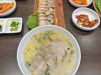 🍜一碗麵吃出濟州靈魂！《姊妹麵條》爆紅20年的人氣老店，連韓國明星都愛的傳奇美味！🔥🇰🇷 