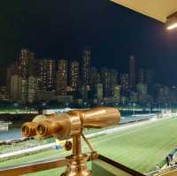 跑馬地馬場：香港賽馬經典熱鬧體驗 🏇🏻