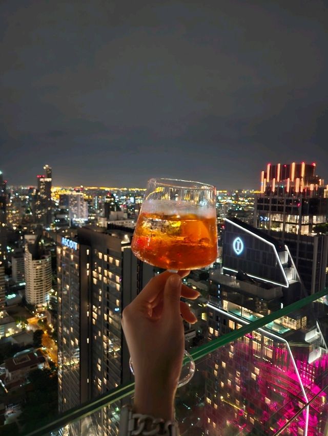 방콕 야경 끝판왕 티츄카 루프탑바