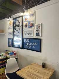 ร้านใส่นม สาขาหน้าโรงเรียนโยธินบูรณะ🍦