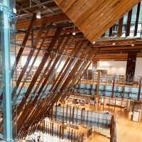 Toyama Glass Art Museum: Where Light & Glass Dance – A Solo Traveler’s Crystal Fantasy"** ✨🏛️