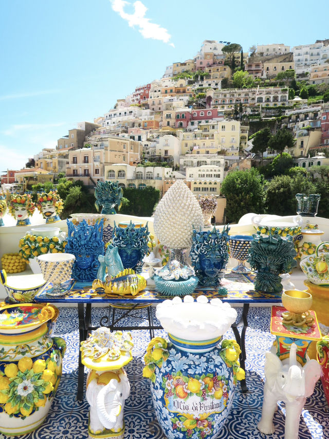 ポジターノ,イタリア🇮🇹|きらめく南イタリアのリゾート地✨