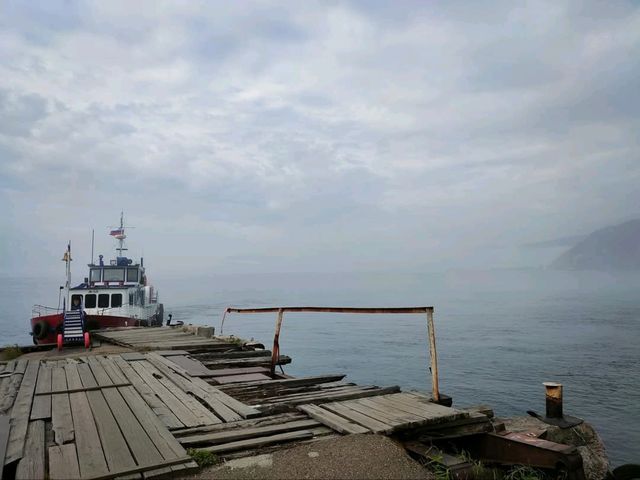 Strolling by Lake Baikal = Instant Soul Recharge
