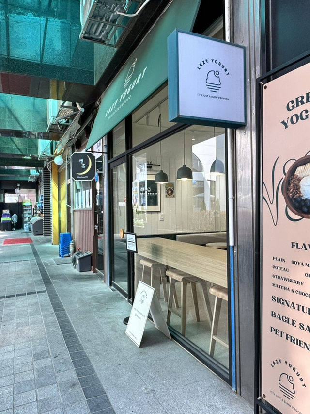 【韓国・江南】朝ごはんにもぴったりなギリシャヨーグルトカフェ🍓✨