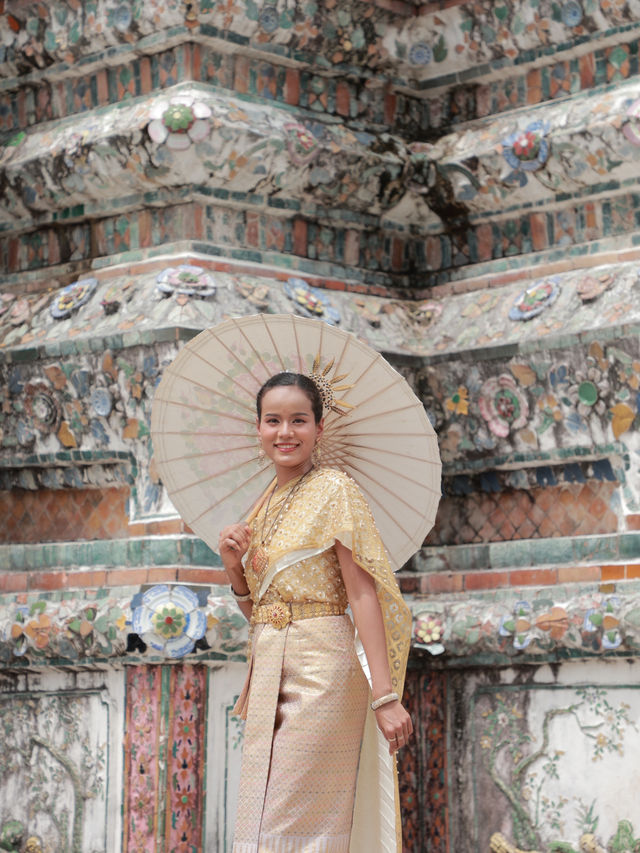 The Radiance of Wat Arun: Bangkok’s Temple of Light
