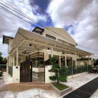 Muzi Matcha Cafe
