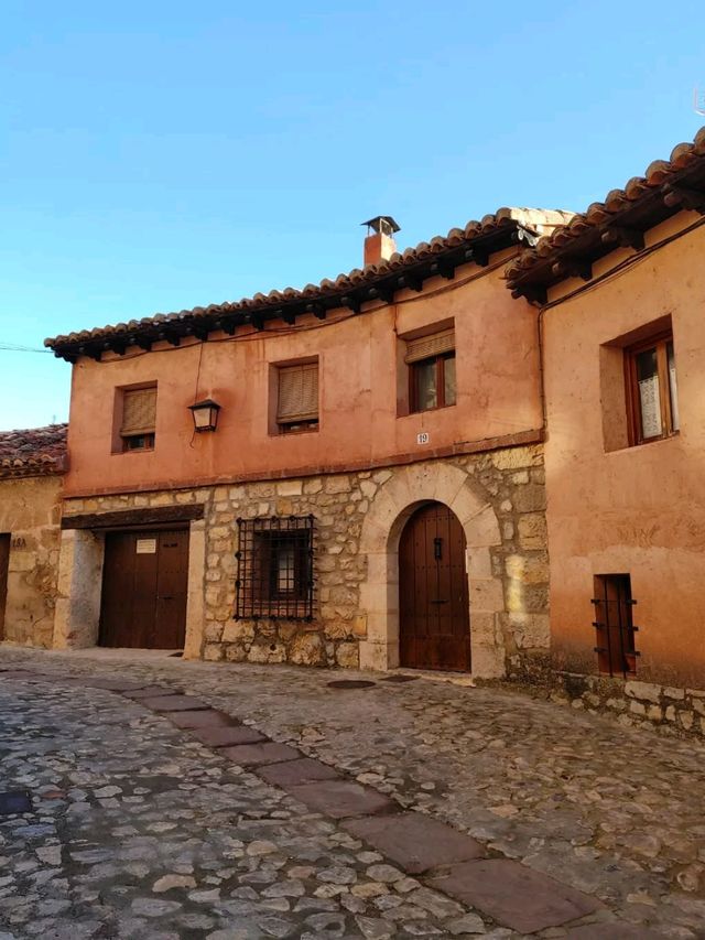 Wandering Through a Real Life Storybook in Albarracín