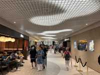 Dream Plaza 台北統一阪急二館 全台最大星巴克