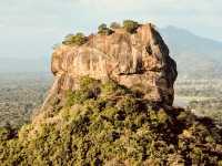 🌄✨ *Pidurangala Rock: Sri Lanka’s Secret Sunrise Rival to Sigiriya* 🦁🌅