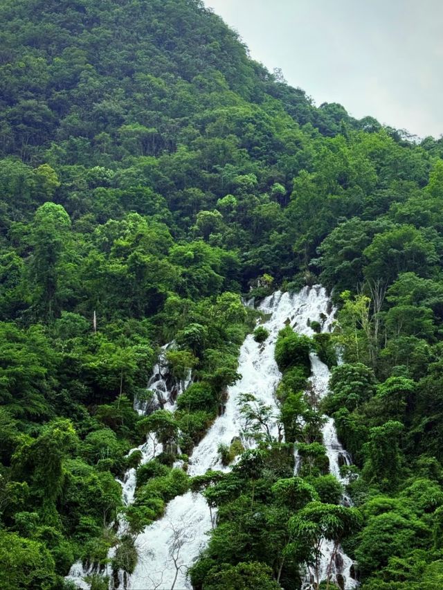 Wander Through China’s Lost Eden Wander Through China’s Lost Eden