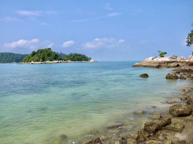 Lin Je Kong Temple & the Beach, Pangkor Island 🌊
