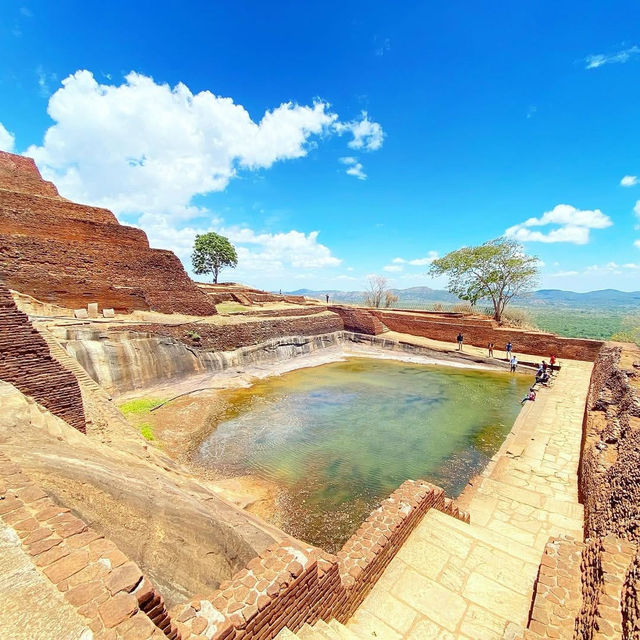 Discover the Ancient Wonder of Sigiriya
