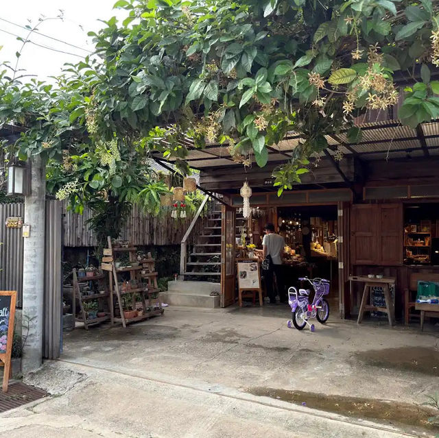 Papacraft Cafe🍵✨☕️@Lampang, TH Papacraft Cafe🍵✨☕️@Lampang, TH