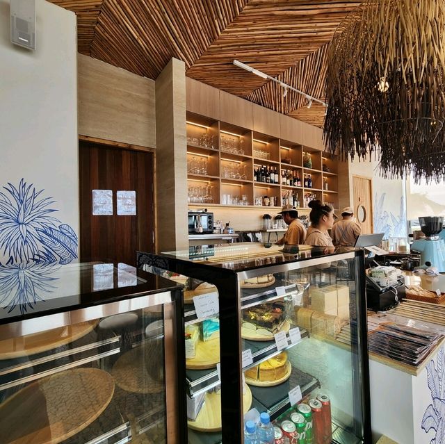 Maris Cafe and Eatery คาเฟ่เปิดใหม่บางเสร่