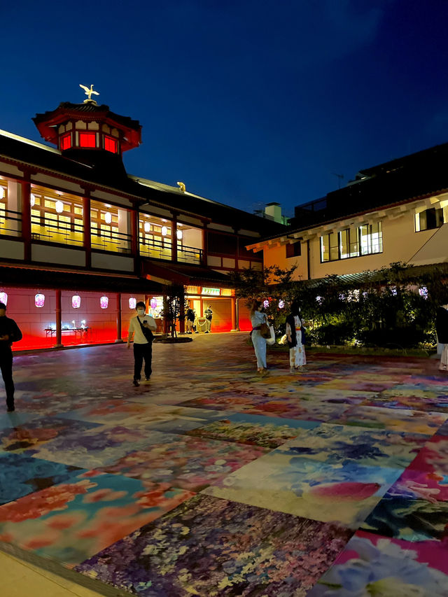 蜷川実花のアートと伝統工芸をコラボした演出