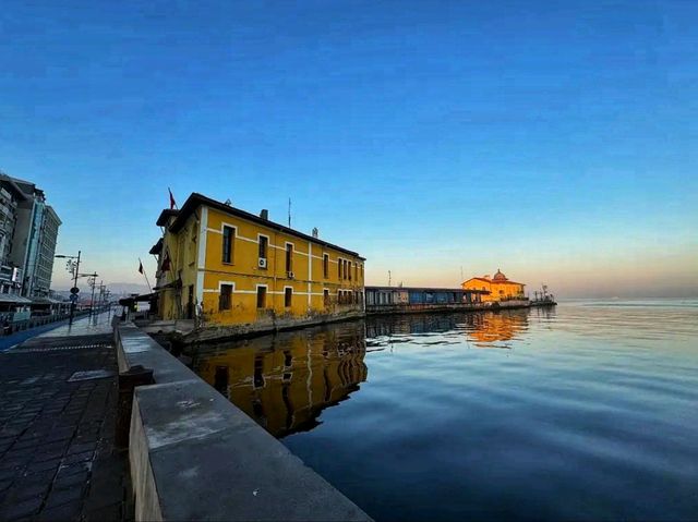 🌊 İzmir – A Coastal Gem of Turkey