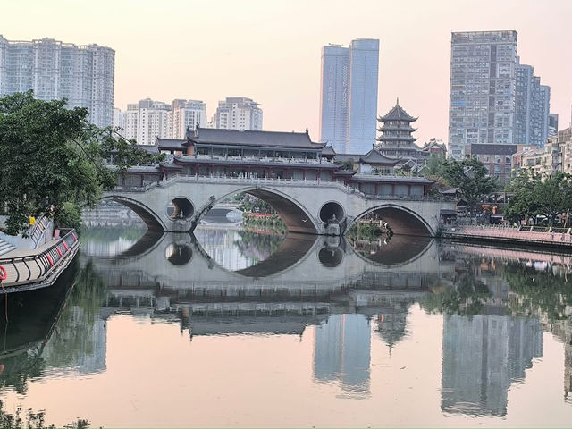 成都酒店推薦 天堂洲際 環球中心 天鵝湖