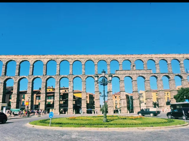 Madrid on Foot: Where Every Street Tells a Story Madrid on Foot: Where Every Street Tells a Story