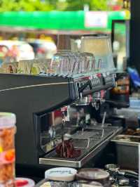 จอดเติมคาเฟอีนแล้วไปต่อ กาแฟสักแก้วที่ลำปาง