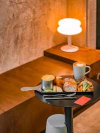 Huaj Hai Bakery Cafe Hong Kong