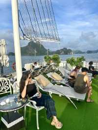 My Halong Bay Cruising Experience – A Must-Do in Vietnam 🇻🇳✨
