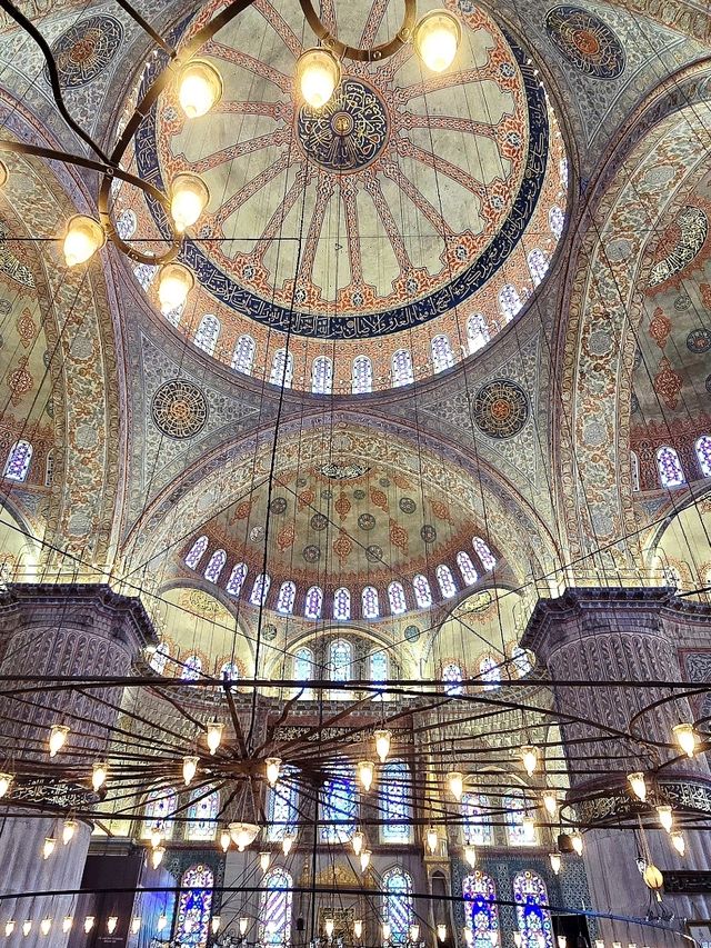 A Lovely Stop in the Heart of Istanbul - The Blue Mosque 🕌