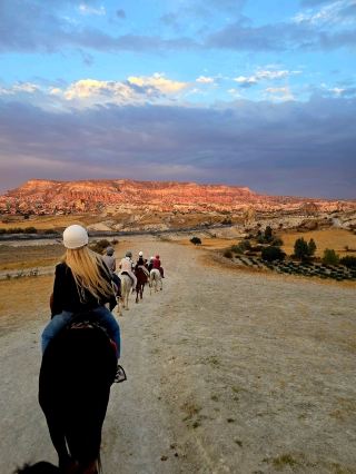 Magical Sunset Horseback Ride Through Göreme's Valleys 🌅🐎