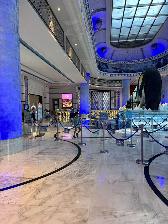  Chimelong Penguins Hotel