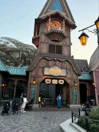 “Sparkling Dreams – The Night of Lights at Hong Kong Disneyland”