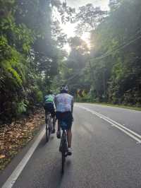 cycling route uphill to perez
