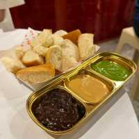 อาเว้ง, ขนมปังนมสดทำใหม่ หอม นุ่ม ละมุน