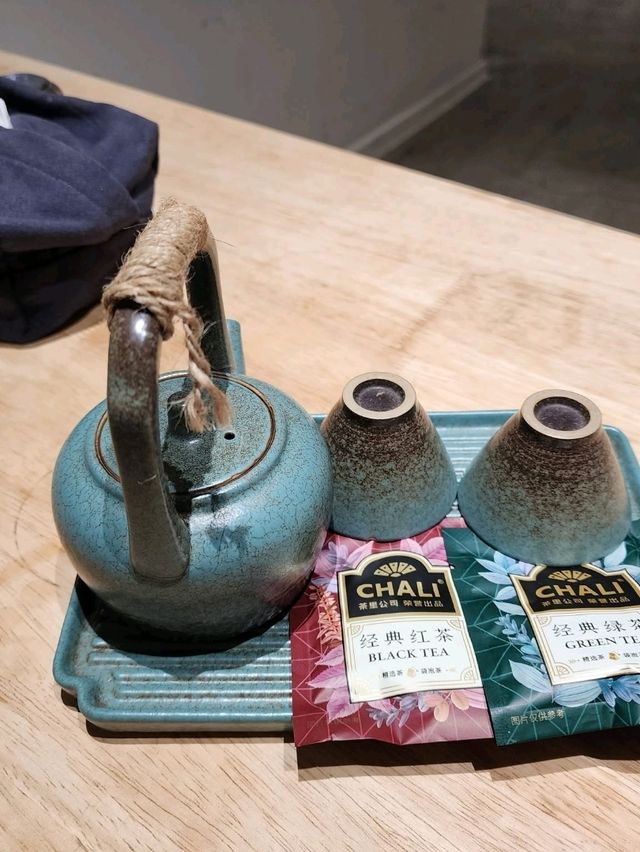 Comfy Vibes at Hotel Xingle – The Perfect Staycation Spot ✨🛏️ Comfy Vibes at Hotel Xingle – The Perfect Staycation Spot ✨🛏️