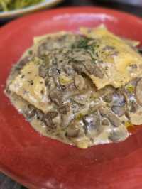 상하이 현지 로컬 분위기의 신상 파스타맛집 je&jo 🌿